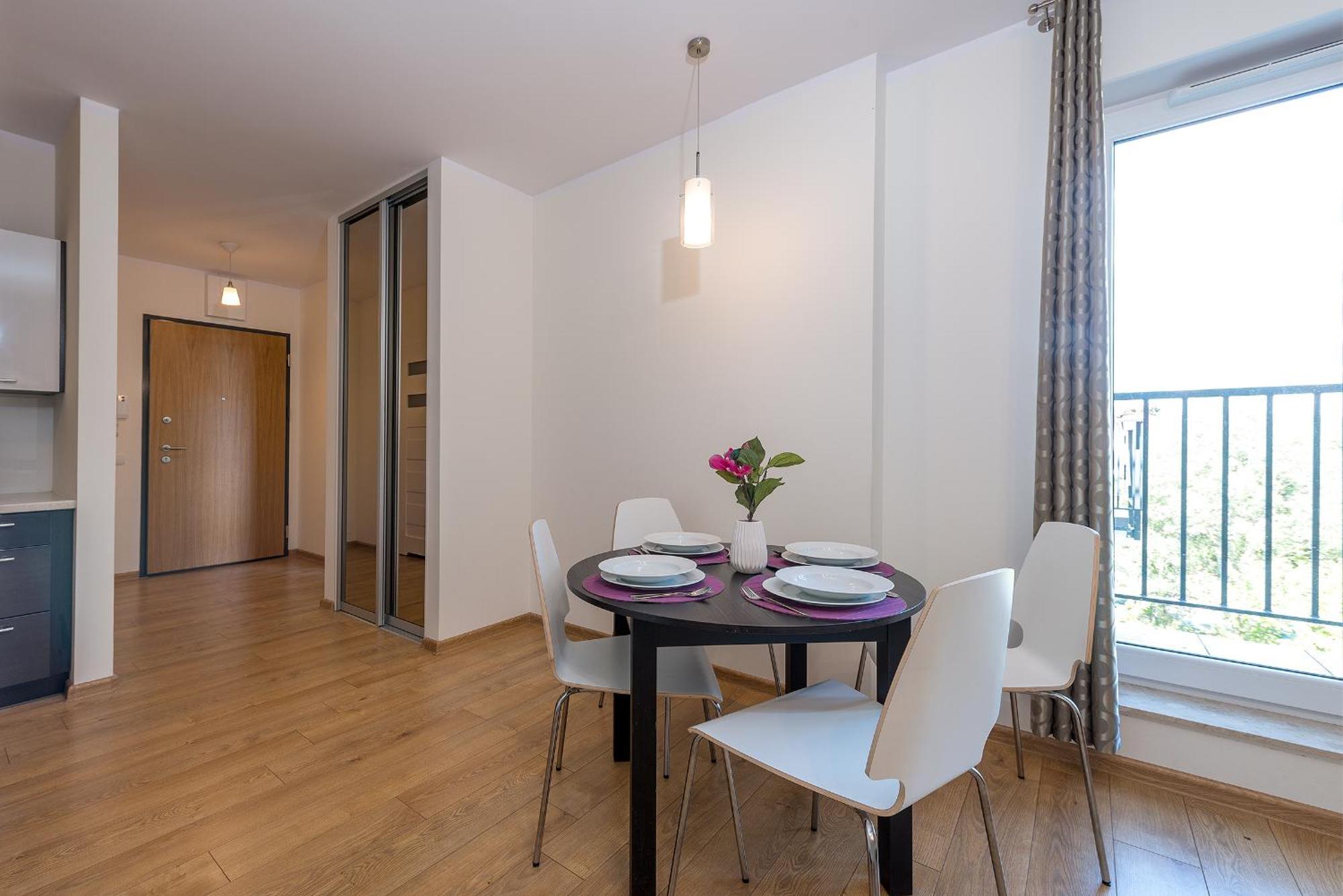 P&o Wola Tarasy Apartment *